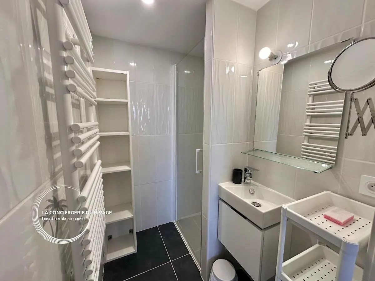 Apartment L'Horizon - Piscine - A 50M De La Plage Hyeres