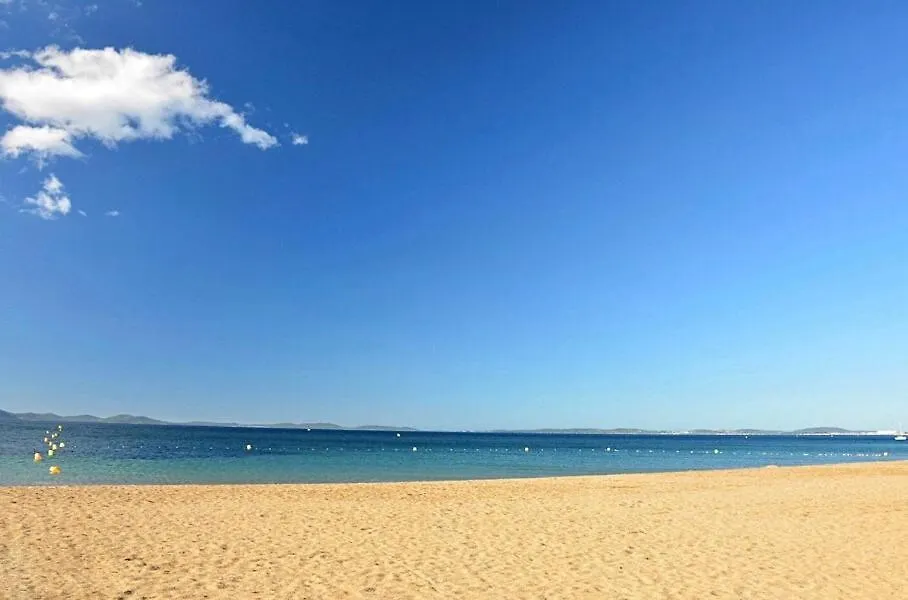 L'Horizon - Piscine - A 50M De La Plage Hyeres 0*,