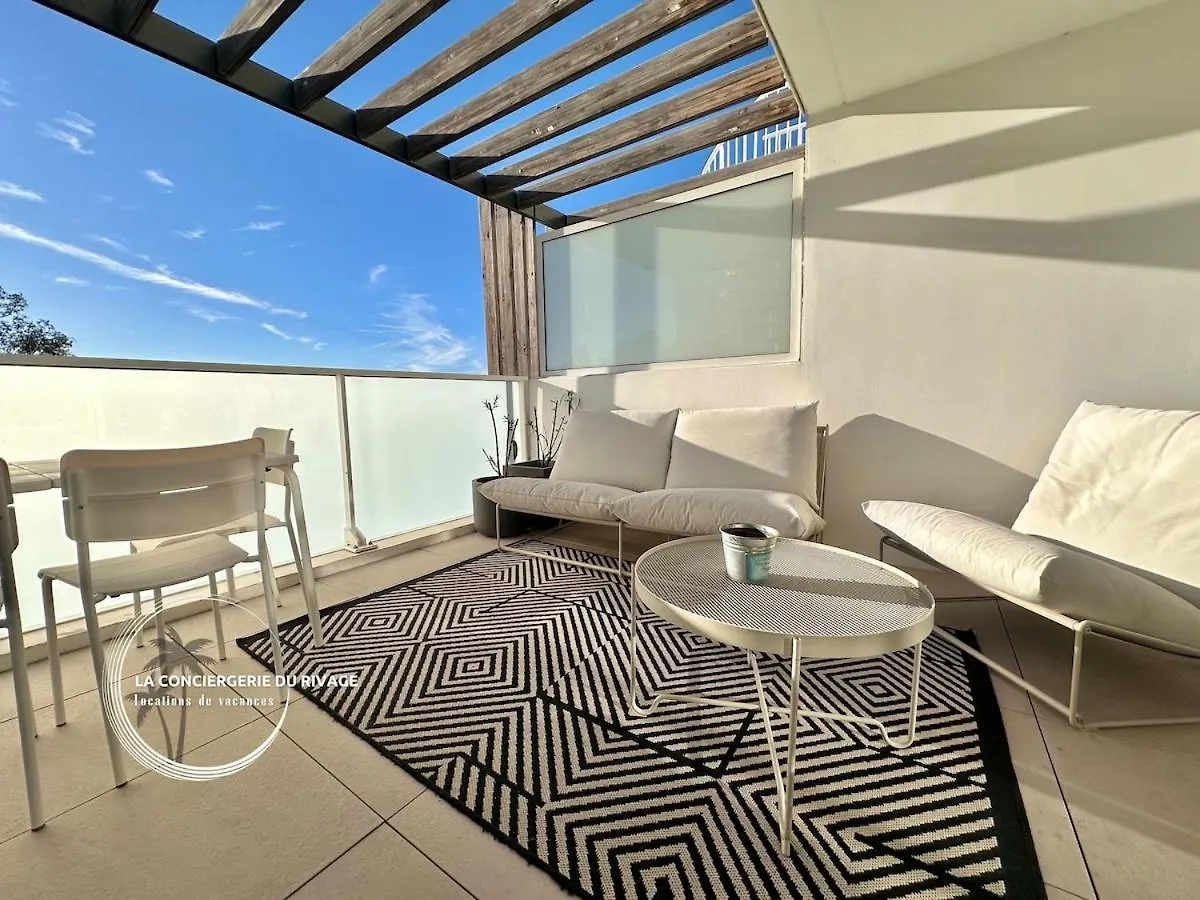 Apartment L'Horizon - Piscine - A 50M De La Plage Hyeres